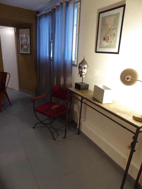 Le Planet 52 Apartment L'Isle-sur-la-Sorgue Exterior photo